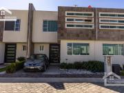 VENTA DE HERMOSA CASA EN PRIVADA – JARDÍN DEL SUR