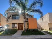 VENTA DE HERMOSA CASA EN PUERTA REAL QUERETARO