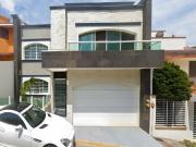 VENTA DE HERMOSA CASA EN VALE DE ANAHUAC XALAPA