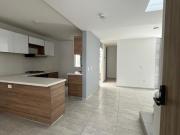 VENTA DE HERMOSA CASA MEDIANERA EN CONJUNTO SECTOR...