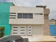 Venta de hermosa propiedad a 3 minutos de Hospital La Perla