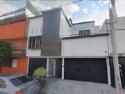 Venta de hermosa propiedad a 5 minutos de Portal Churubusco