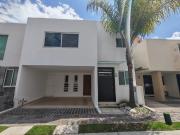 VENTA DE HERMOSA RESIDENCIA FRACC RINCONADA STA FE A 5...