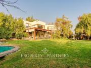 Venta de hermosa y amplia casa arboretum