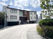 VENTA DE IMPONENTE RESIDENCIA EN BOSQUE REAL