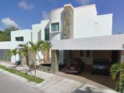 Venta de Inmueble en la Zona de Av. Holbox