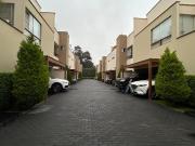 VENTA DE LINDA CASA EN SURCO