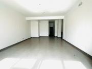 Venta de Local Comercial con excelente iluminación – Lince