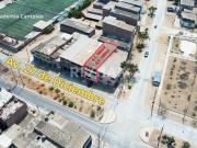 Venta de Local Comercial de 3 Pisos en Av 27 de...