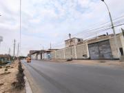 Venta De Local Comercial En La Av. Industrial A Unos...