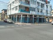 Local comercial esquinero en venta, sector Urdaneta en...