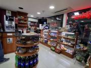 VENTA DE LOCAL Y FONDO DE COMERCIO EN CHACAO