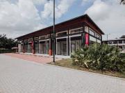 Venta de Locales Comerciales de Estreno en Costa Brisa...