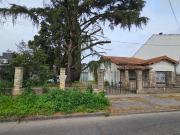 Venta de Lote doble en Carapachay zona residencial