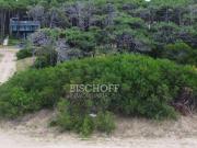 VENTA DE LOTE PREMIUN SOBRE 2da LINEA DE MAR VILLAROBLES