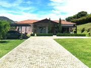 VENTA DE LUJOSA CASA CAMPESTRE DE 2.547 Mt2 DE LOTE, EN...