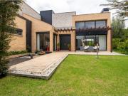 Venta de Lujosa Casa de 360m2 ubicada en Bogotá Sopó