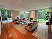 VENTA DE LUJOSA CASA EN SAN ISIDRO A UN PASO DEL GOLF