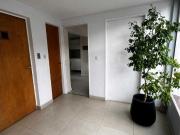 VENTA DE MONOAMBIENTE AMPLIO Y LUMINOSO EN EL CORAZON DE...