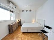 Monoambiente en venta entre Abasto y Balvanera. Ideal...