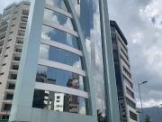 Venta de oficina sector Carolina, edificio con seguridad...