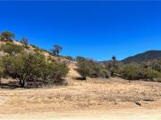 Venta de parcela con luz y agua. Condominio