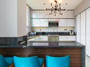 VENTA DE PENT HOUSE AMUEBLADO EN EL EXCLUSIVO...