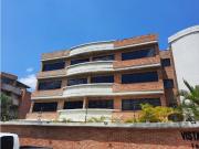 Venta de PentHouse en los Samanes. Calle Ciega 243Mt 4h...