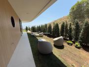 Venta de piso con dos dormitorios en Benalmádena,...