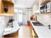 Venta de piso de 4 dormitorios y 2 baños en Granada Zona...