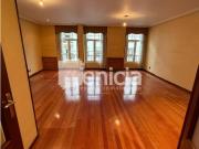 Venta de piso en Centro, Oviedo