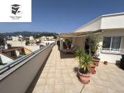 Venta de Precioso Ático en el Centro de La Ràpita, Costa...