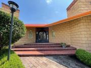 VENTA DE QUINTA CON 8897 MTS DE TERRENO EN OAXTEPEC MORELOS