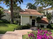 Venta de Residencia con Alberca en Santa Anita Club de Golf