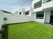 Venta de Residencia de Autor en Cumbres del Cimatario,...