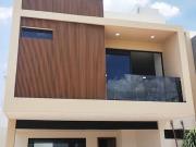 Venta de Residencia de lujo Nueva en Lombardía