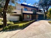 Venta de residencia en Club de Golf Valle Escondido