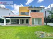 Venta de residencia en el Club de Golf Paraíso Country...