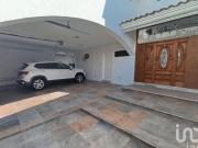 Venta de Residencia en Fraccionamiento Campestre el Paraíso