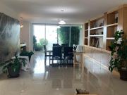 VENTA DE RESIDENCIA EN JURIQUILLA DENTRO DE...