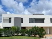 VENTA DE RESIDENCIA EN PRIVADA, EN EL NORTE DE LA CIUDAD...