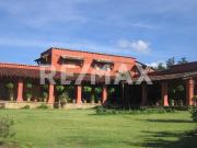 VENTA DE RESIDENCIA ESTILO CAMPESTRE EN LACHIGOLO