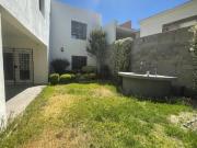 VENTA DE RESIDENCIA FRENTE A PARQUE EN ZONA VALLES...