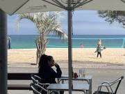 Venta de restaurante C3 en Badalona amplia terraza 60 mesas