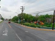 Venta de terreno en Cumbres Comercial / Habitacional...