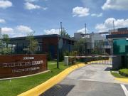 Venta de Terreno en Esquina Solares en El Exclusivo Coto...