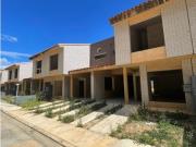 VENTA DE TOWNHOUSE EN CUMBRES DE LA ESMERALDA SAN DIEGO...