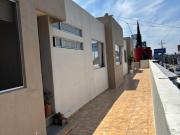 Venta de tres departamentos y tres locales en Calzada...