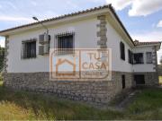 Venta de un estupendo chalet en Las Arenas. Malpartida...