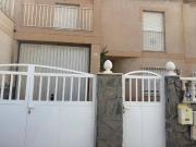 Venta de una casa alquilada en Roquetas de Mar